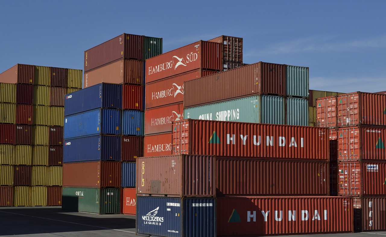 containers on port
